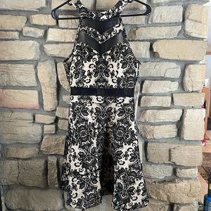 Emerald Sundae Halter Top Cocktail Dress size M